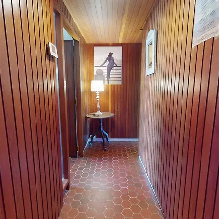 Au Fil De L Eau Apartment