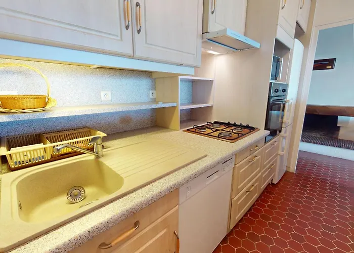 Au Fil De L Eau Apartment *