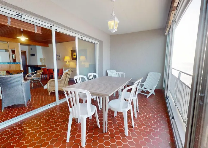 Au Fil De L Eau Apartment